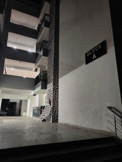 3 BHK Builder Floor For Rent in Aman Vihar