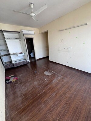 3 BHK Builder Floor For Rent in Sector 21