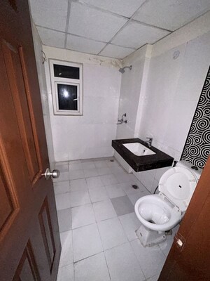 Bathroom in 3.5 BHK Apartment at Paramount Floraville, Sector 137 – for Rent
