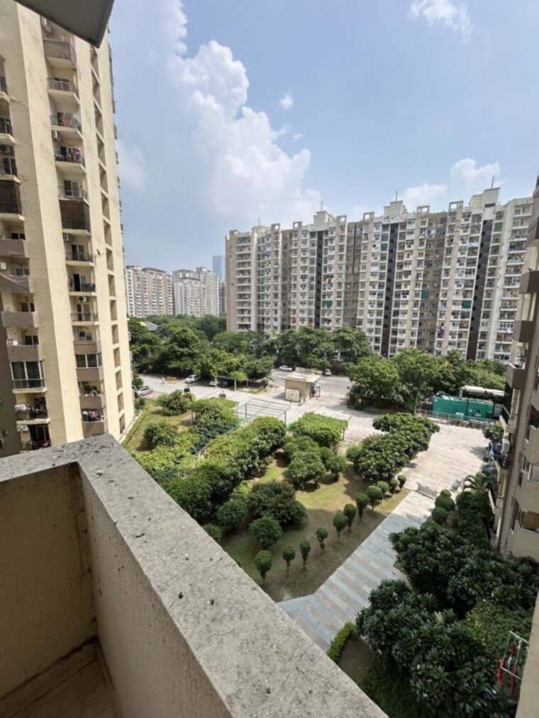 Exterior View, paramount-floraville 3.5 Bedroom 1685 Sq.Ft. Apartment In Sector 137 Noida 10677202