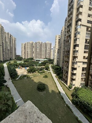 3.5 BHK Apartment – Exterior View View at Paramount Floraville, Sector 137 - for Rent