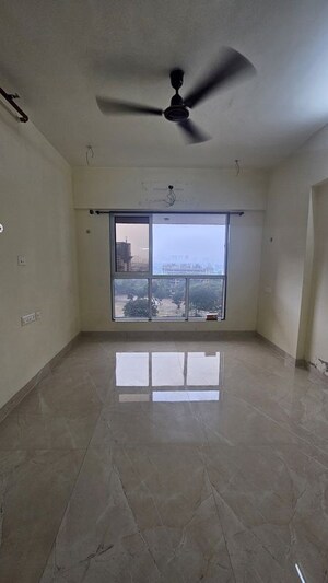 Room in 2 BHK Apartment at RRB Satra Harmony, Chembur – for Rent