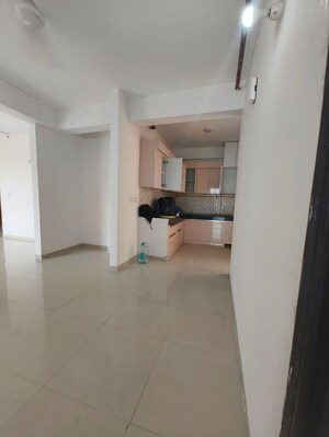 Room in 2 BHK Apartment at Lotus Apartments Sahibabad, Gt Road – for Sale