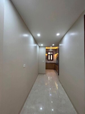 Building Lobby in 3 BHK Apartment at Palm Residency Chhatarpur, Chattarpur – for Rent