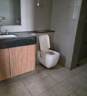 Bathroom in 3 BHK Builder Floor at Sector 21 – for Rent