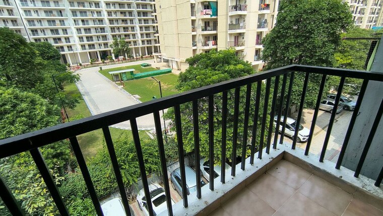 Balcony, pivotal-devaan 3 Bedroom 754 Sq.Ft. Apartment In Sector 84 Gurgaon 10677206