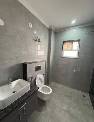 Bathroom in 3 BHK Apartment at Palm Residency Chhatarpur, Chattarpur – for Rent