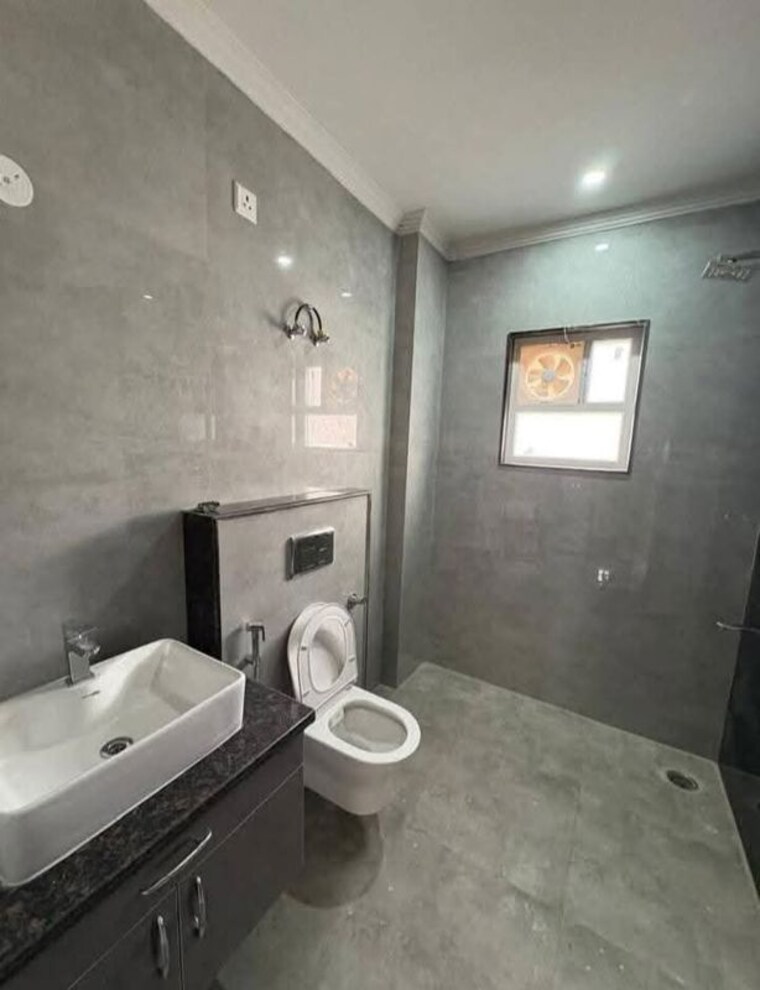 Bathroom, palm-residency-chhatarpur 3 Bedroom 1400 Sq.Ft. Apartment In Chattarpur Delhi 10677226