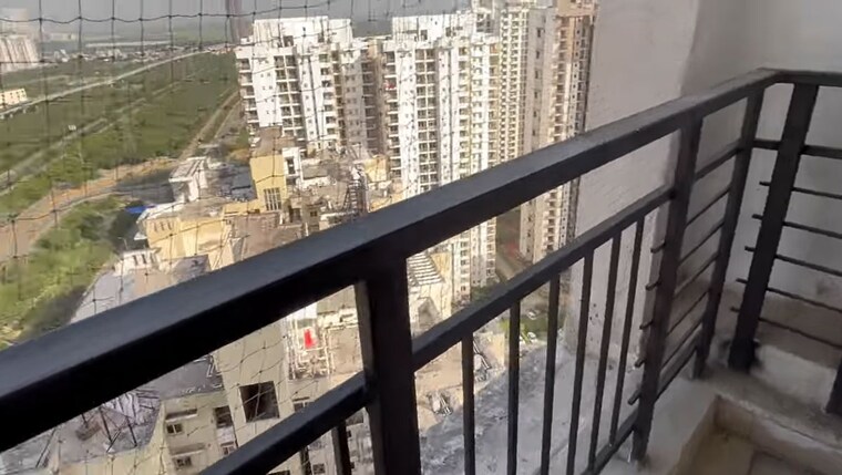 Balcony, nimbus-the-golden-palm 2 Bedroom 915 Sq.Ft. Apartment In Sector 168 Noida 10677203