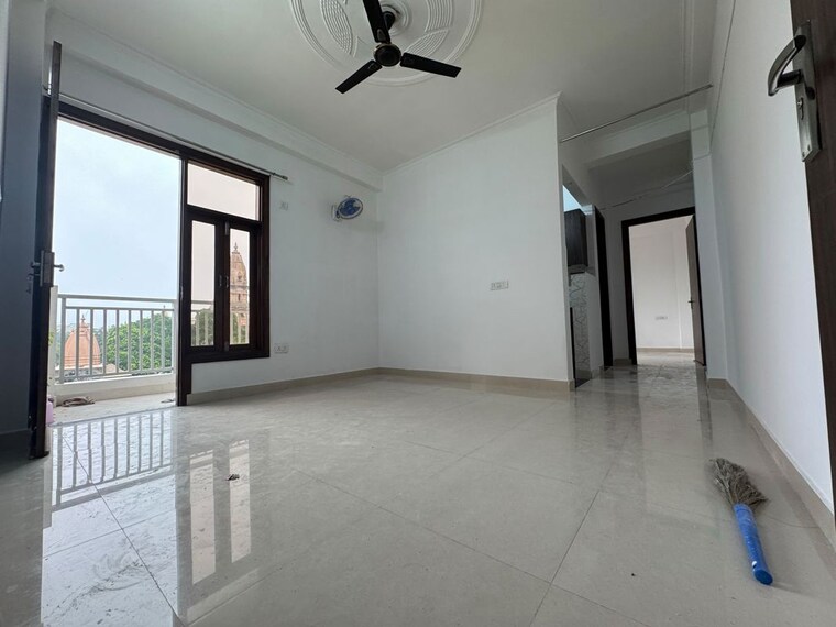 Room, palm-residency-chhatarpur 1 Bedroom 500 Sq.Ft. Apartment In Chattarpur Delhi 10677246
