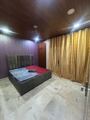 Bedroom in 2 BHK Builder Floor at Saket – for Rent