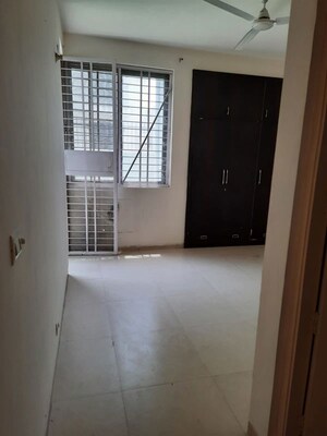 Room in 2 BHK Builder Floor at Vatika INXT Emilia floors, Sector 82 – for Rent