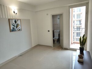 Room in 3 BHK Apartment at ROF Aalayas Phase 2, Sector 102 – for Sale