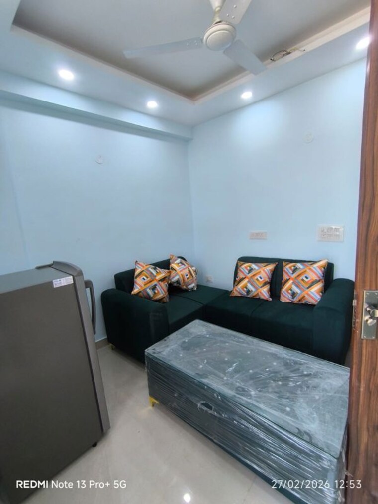Bedroom, advetaya-smart-homes 1 Bedroom 400 Sq.Ft. Apartment In Sector 104 Noida 10677280