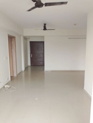 3.5 BHK Apartment For Rent in Emaar Palm Hills, Sector 77