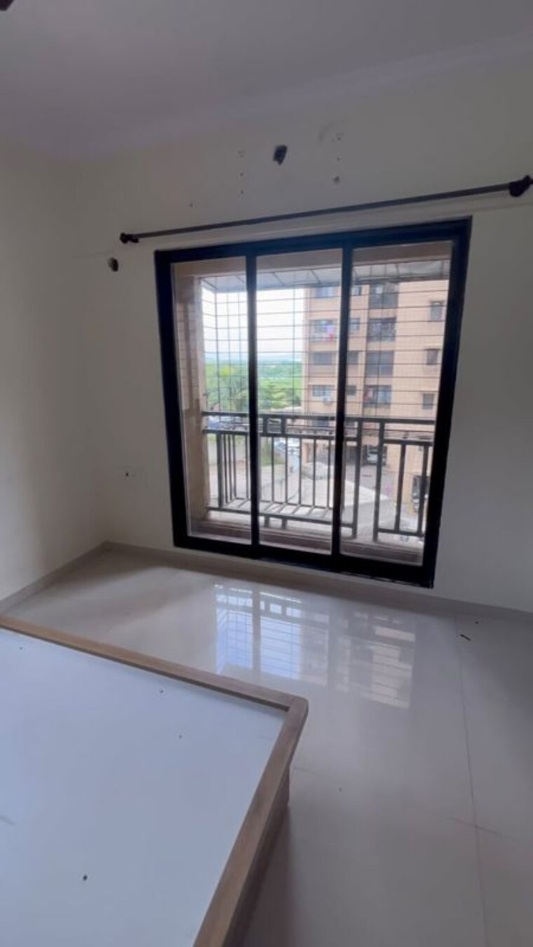 Room, unnati-woods-chs 1 Bedroom 353 Sq.Ft. Apartment In Kasarvadavali Thane 10677290