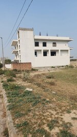 111 Sq.Yd. Plot in Sector 84