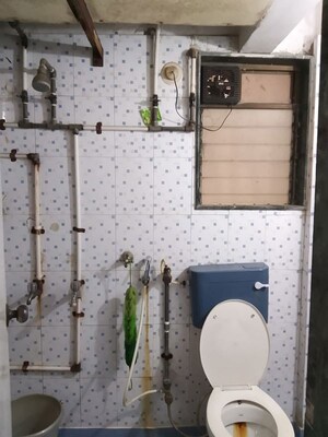 Bathroom in 1 BHK Apartment at Goregaon West – for Rent