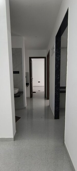 Furnished Amenities in 2 BHK Apartment at Regency Astra, Baner – for Rent