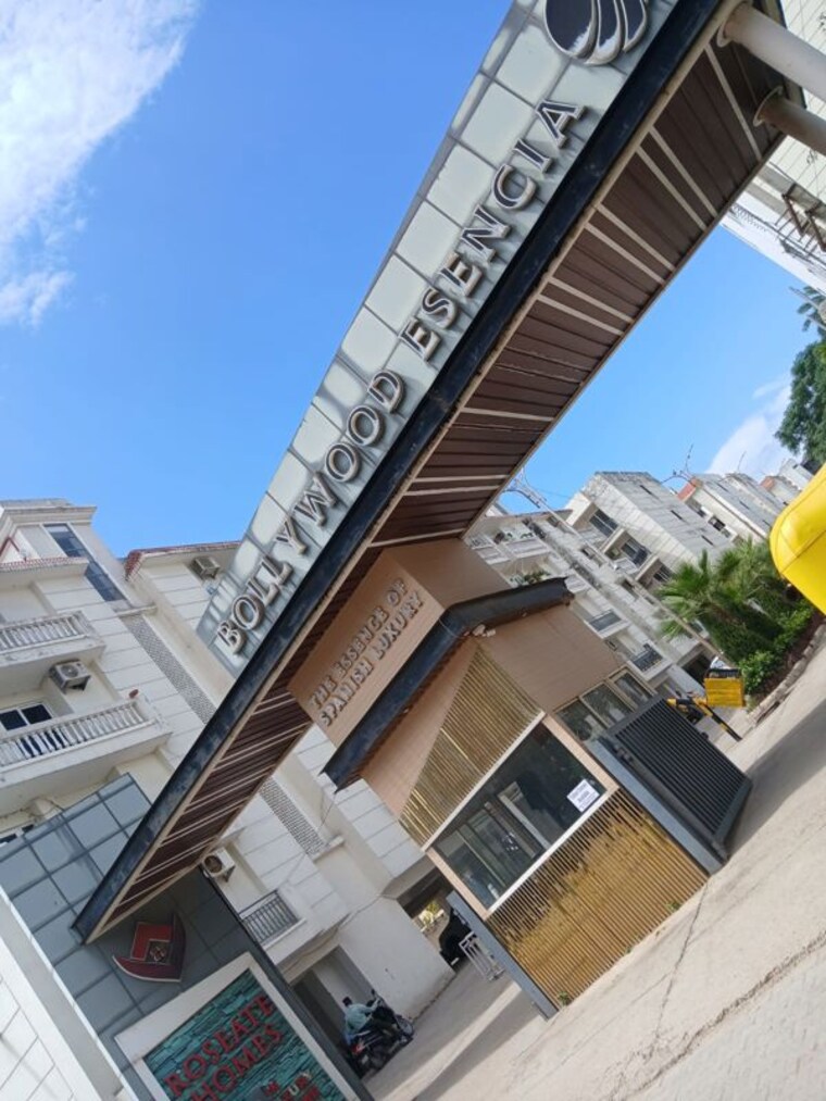 Exterior View, roseate-homes 3.5 Bedroom 1900 Sq.Ft. Apartment In Ghazipur Zirakpur 10677312