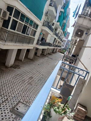 Balcony in 3.5 BHK Apartment at Roseate Homes, Ghazipur – for Sale