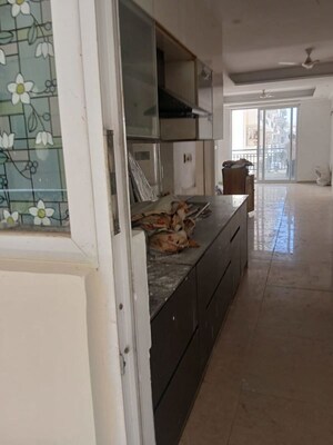 Balcony in 3.5 BHK Apartment at Roseate Homes, Ghazipur – for Sale
