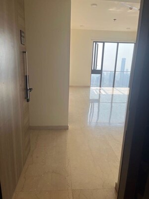 Room in 3 BHK Apartment at Lodha Parkside, Worli – for Sale