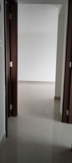 Room in 2 BHK Apartment at Sunteck City Avenue 1, Goregaon West – for Rent