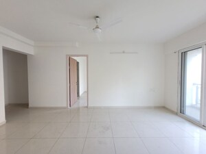 Room in 3 BHK Apartment at Godrej Emerald, Ghodbunder Road – for Rent