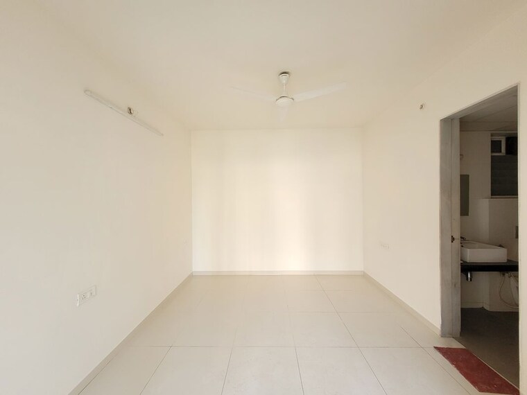 Room, godrej-emerald 3 Bedroom 908 Sq.Ft. Apartment In Ghodbunder Road Thane 10677291