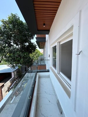 2 BHK Builder Floor For Rent in Aman Vihar