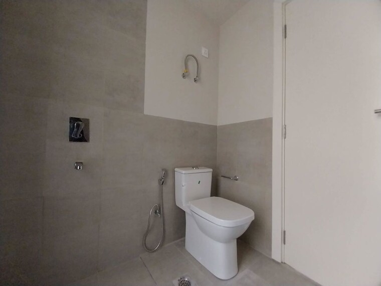 Bathroom, sector 22 3 Bedroom 1550 Sq.Ft. Builder Floor In Sector 22 Gurgaon 10677346