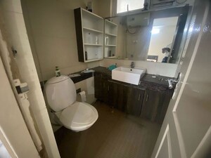 Team Area in 4 BHK Builder Floor at Sector 23 – for Rent