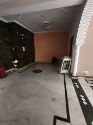 Parking in 3 BHK Independent House at Sector 19 – for Rent