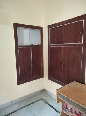3 BHK Builder Floor For Rent in Aman Vihar