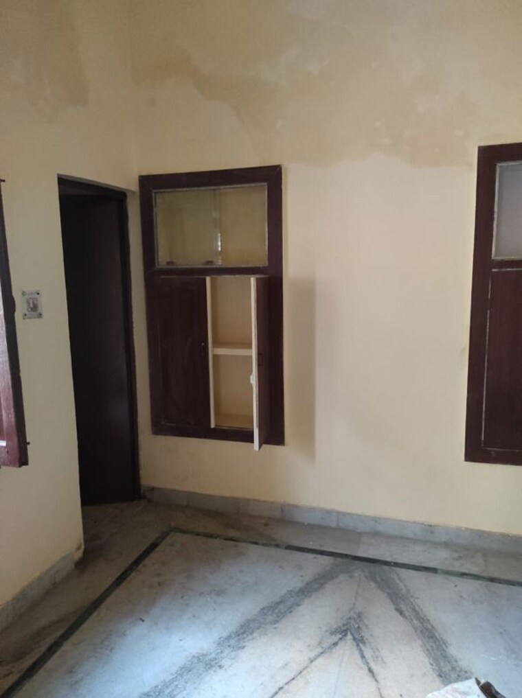 Room, aman vihar 3 Bedroom 1400 Sq.Ft. Builder Floor In Aman Vihar Dehradun 10677389