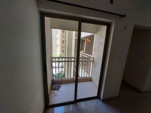 Room in 1 BHK Apartment at Lodha Casa Rio Gold, Dombivli East – for Sale