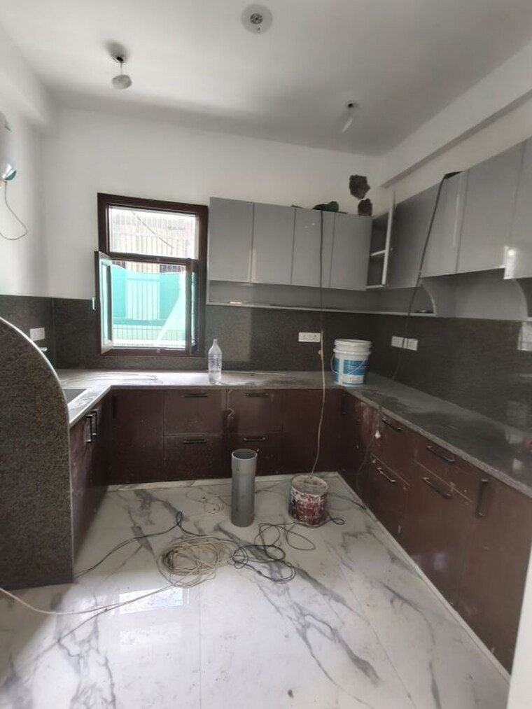 Kitchen, sector 46 3 Bedroom 300 Sq.Mt. Independent House In Sector 46 Noida 10677384