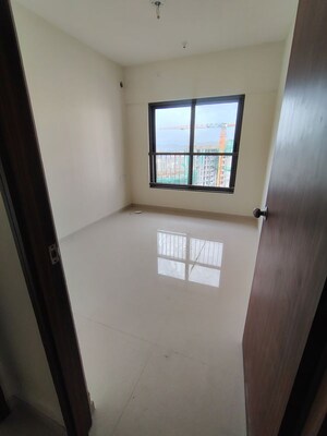 Room in 2 BHK Apartment at Kalpataru Srishti Namaah, Mira Road – for Rent
