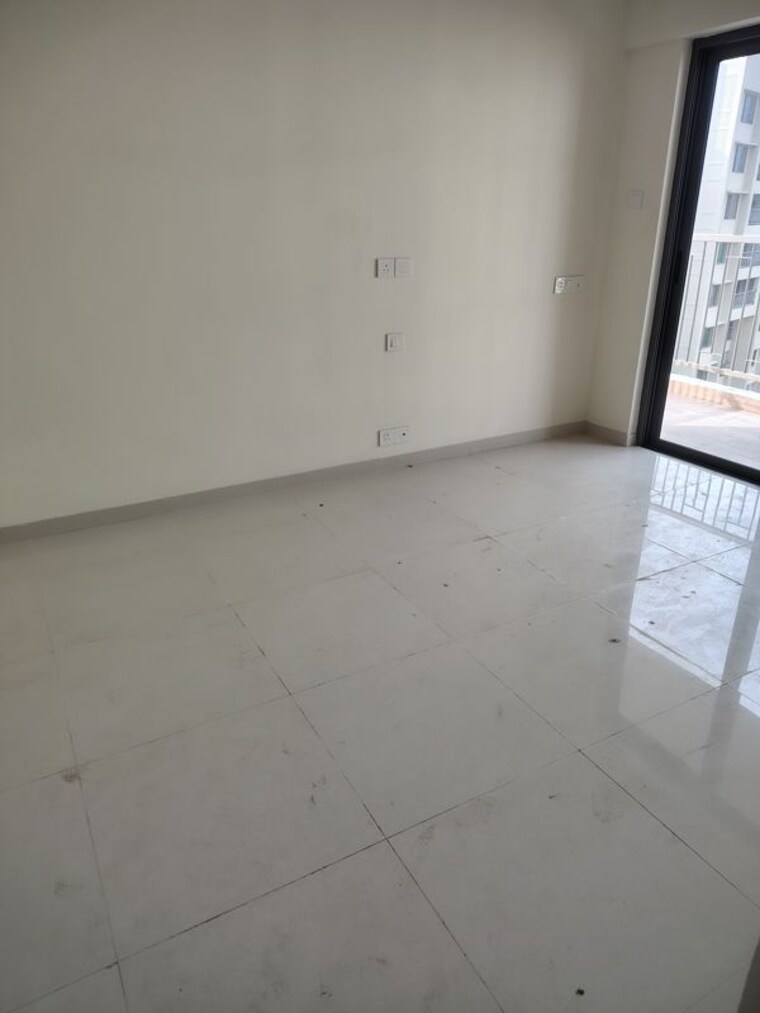 Balcony, kalpataru-srishti-namaah 2 Bedroom 689 Sq.Ft. Apartment In Mira Road Thane 10677373