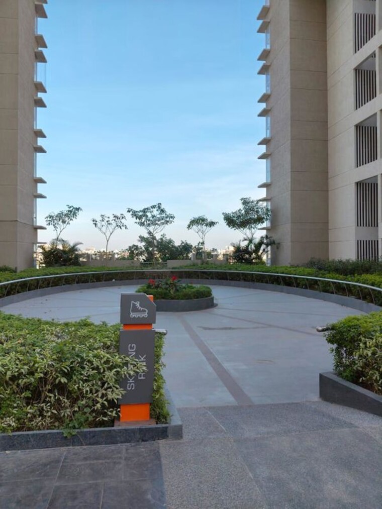 Swimming Pool, silver-oak 2 Bedroom 750 Sq.Ft. Apartment In Punawale Pune 10677394