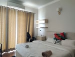 1 Rk  +  914 Sq.Ft. Apartment in Central Park 3 The Room
