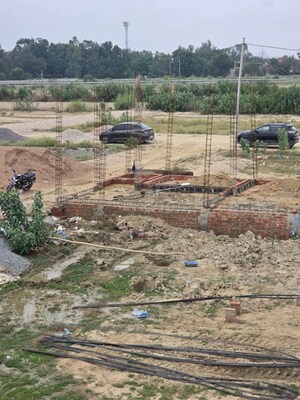 Plot Area in  Plot at Gomti Nagar – for Sale