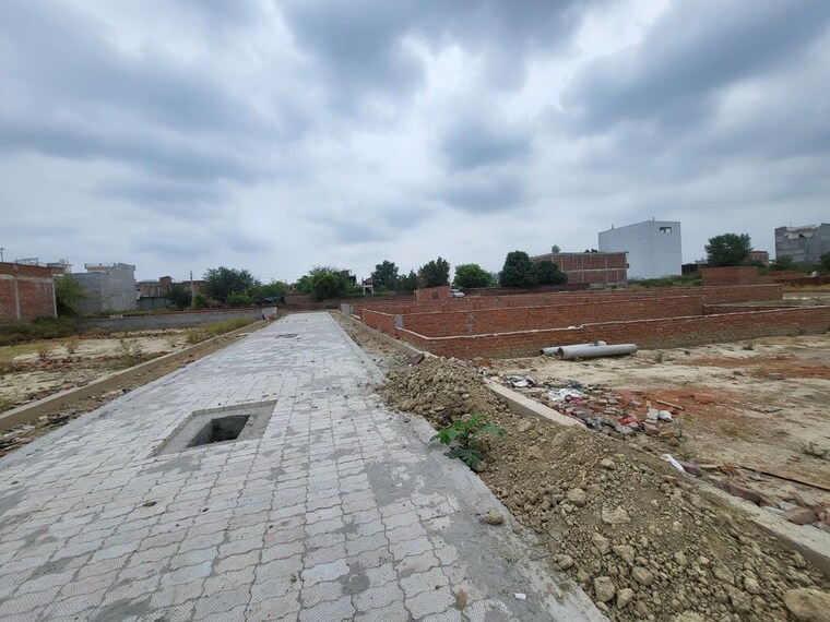 undefined, gomti nagar  1000 Sq.Ft. Plot In Gomti Nagar Lucknow 10546869