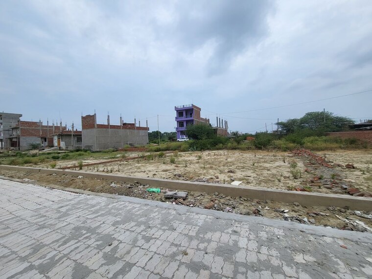 undefined, gomti nagar  1000 Sq.Ft. Plot In Gomti Nagar Lucknow 10546869