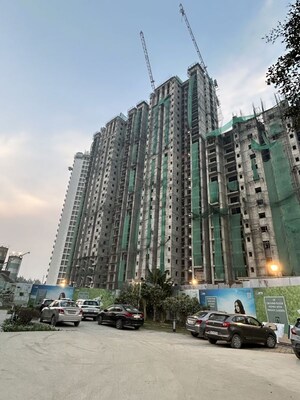 3.5 BHK Apartment For Sale in ATS Destinaire, Sector 1 Greater Noida