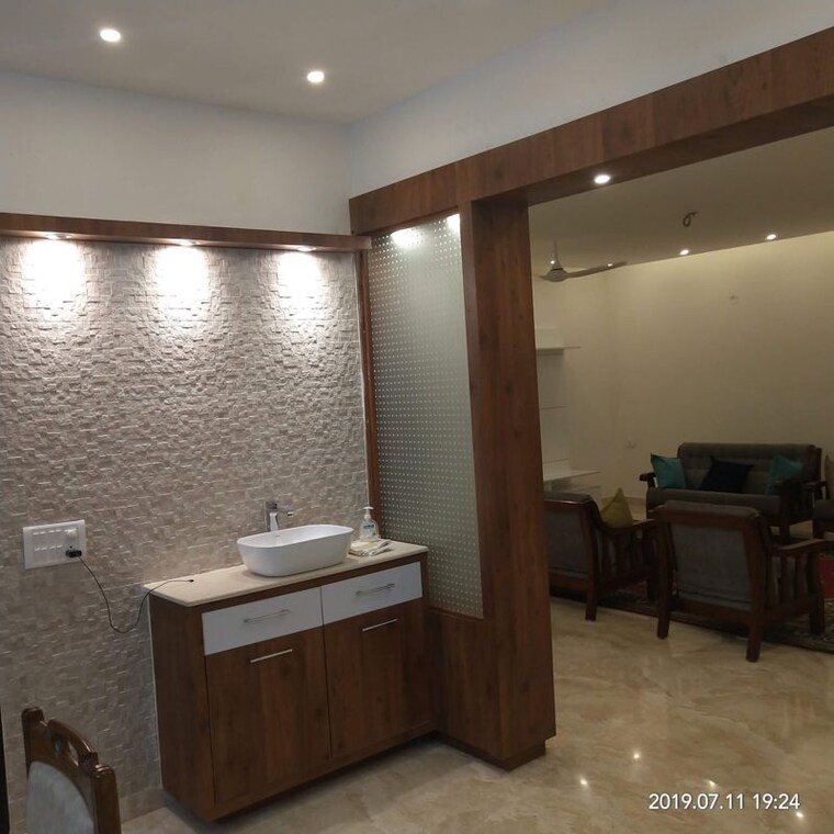 Room, richards town 3 Bedroom 2700 Sq.Ft. Apartment In Richards Town Bangalore 10677451