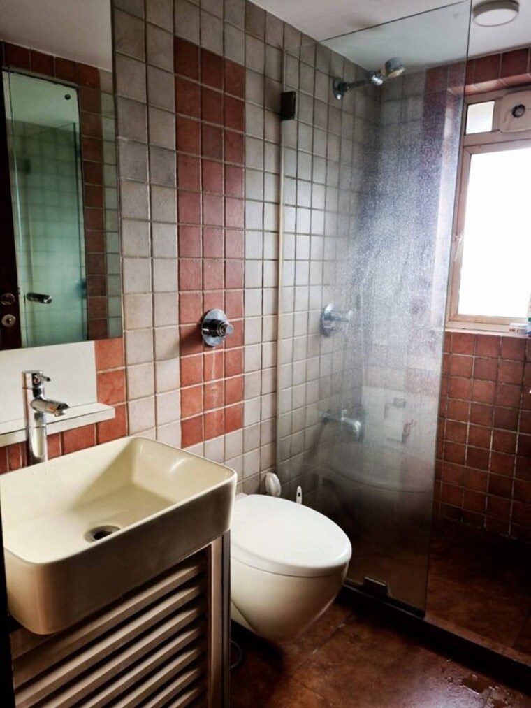 Bathroom, agarwal-and-doshi-complex 3 Bedroom 980 Sq.Ft. Apartment In Vasai West Palghar 10677442