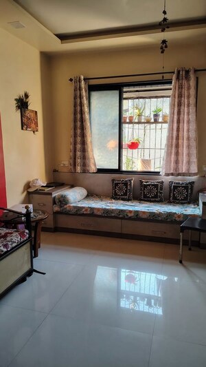 Living Room in  Pg at Vinay Khand 5 – for Rent
