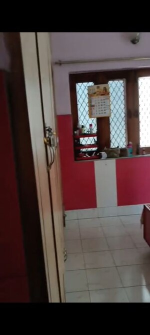Bathroom in 3 BHK Builder Floor at Mohit Nagar – for Rent